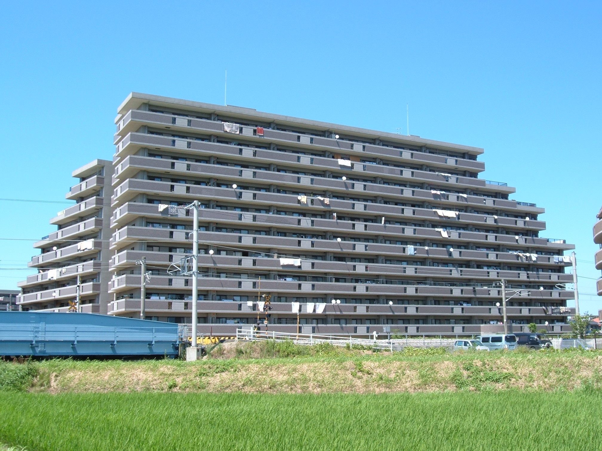 エバーライフ波多江駅前